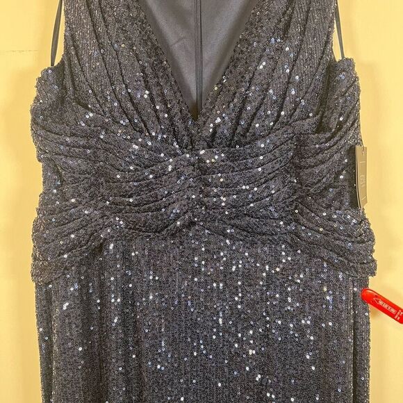 NWT Mac Duggal V-Neck Sequin Wrap Waist Gown Midnight Size 18 - Picture 7 of 15